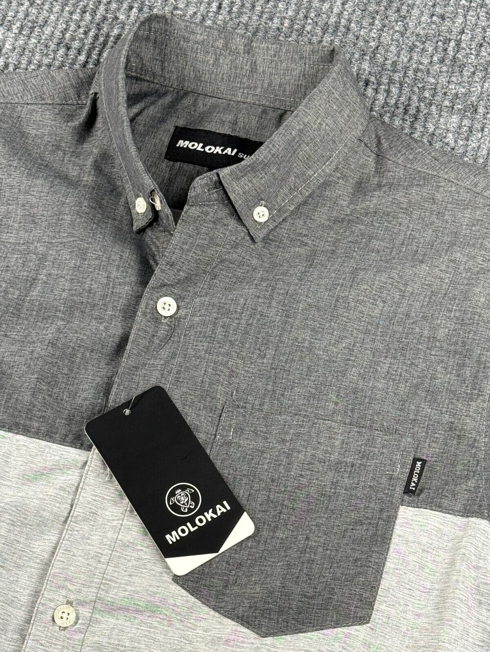NWT Molokai Surf Co. Short Sleeve Button Up Mens M Black Gray Colorblock